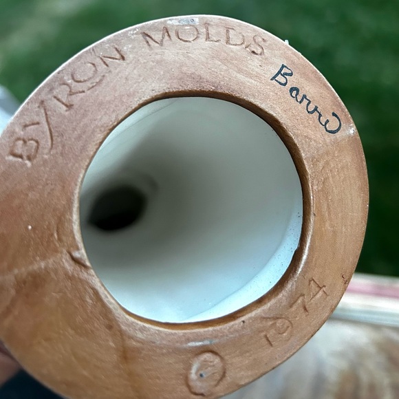 Byron Molds Amish Woman Porcelain Ceramic Statue 1974. - Picture 4 of 12